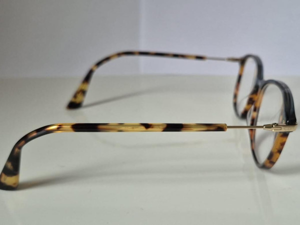 DIOR - Dioressence11