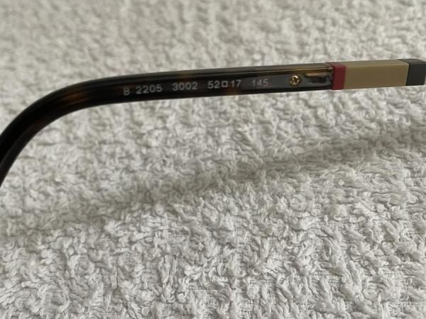 BURBERRY - B2205 3002