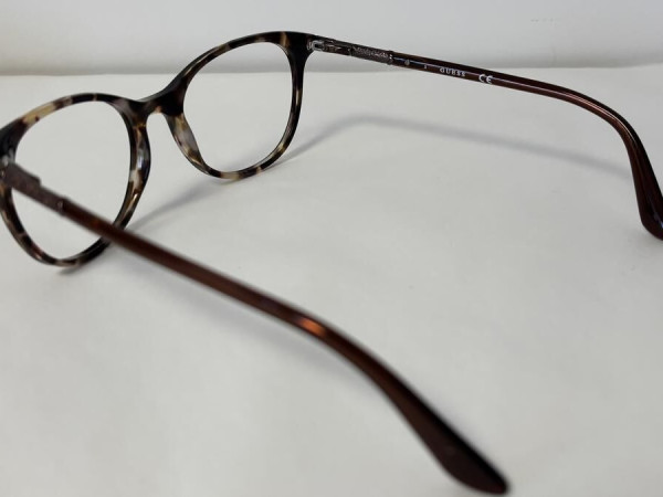 Guess - GU2657
