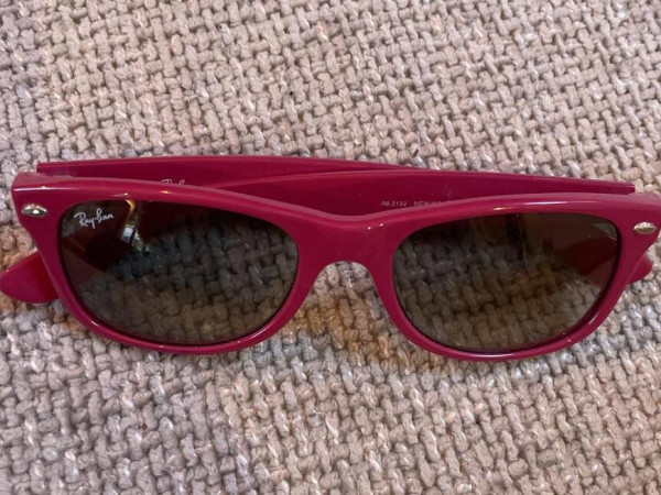 Ray-Ban - RB2132