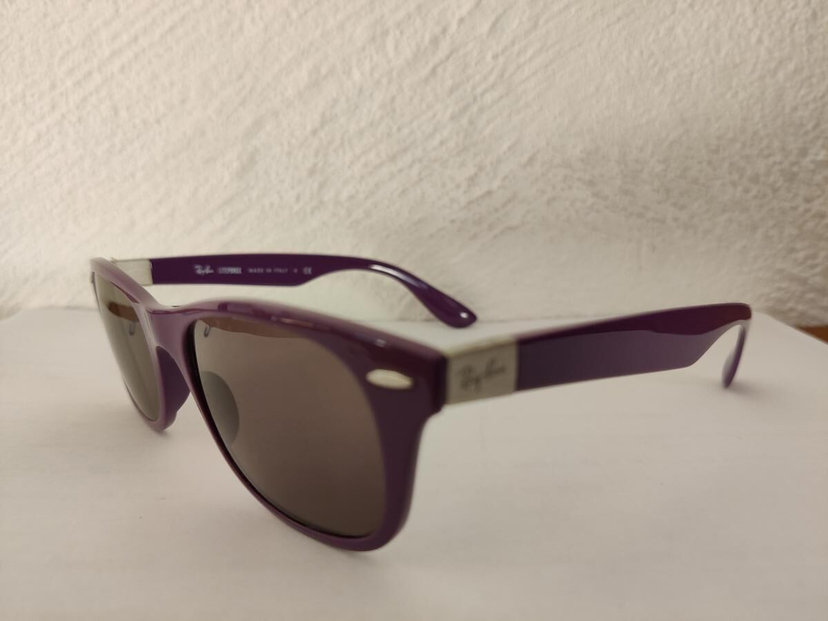 RAYBAN - RB7032