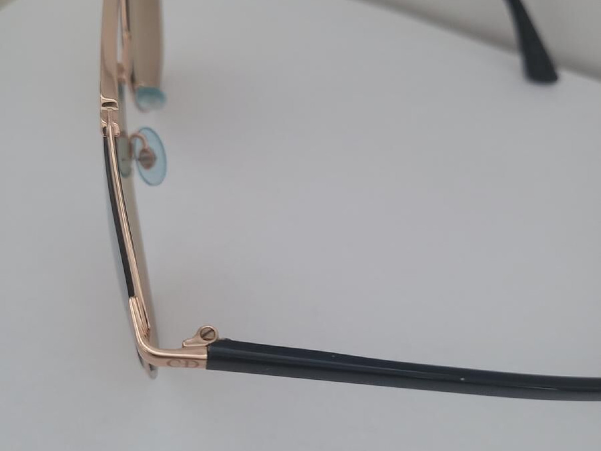 Dior Reflected 3210R