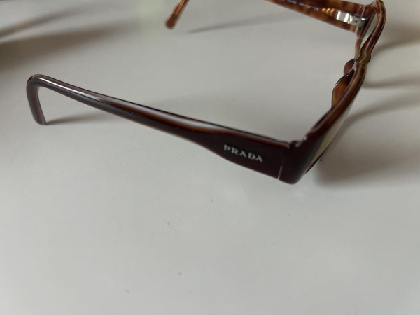 Prada - VPR15G