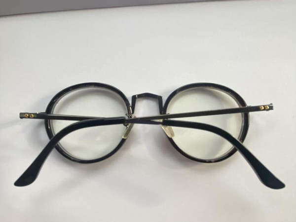 Le petit lunetier -LPL KARA.D