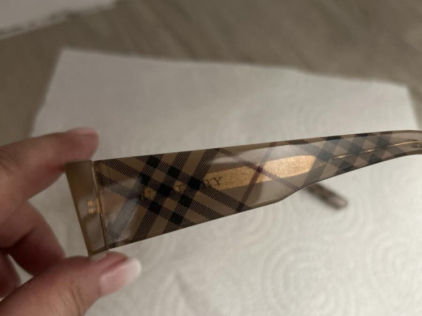 Burberry - B2080