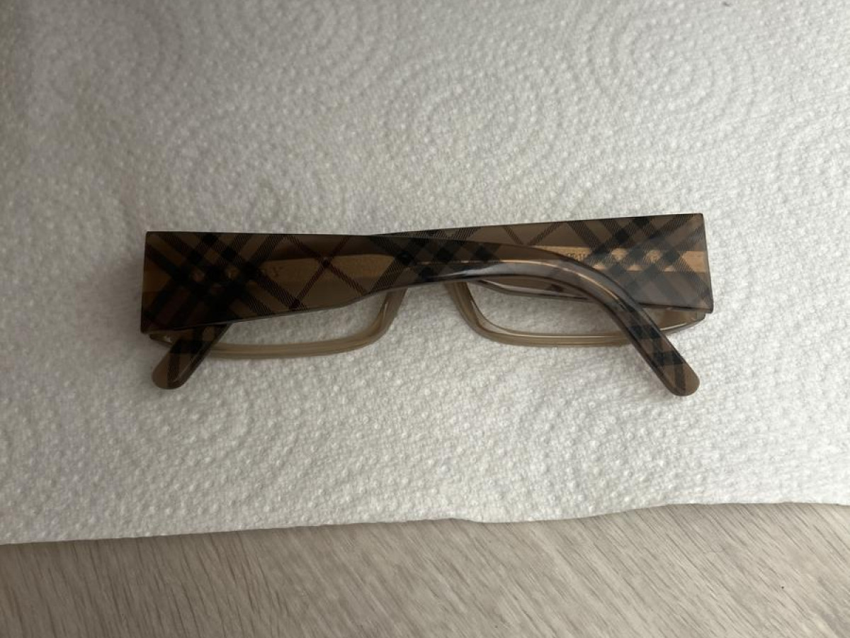 Burberry - B2080