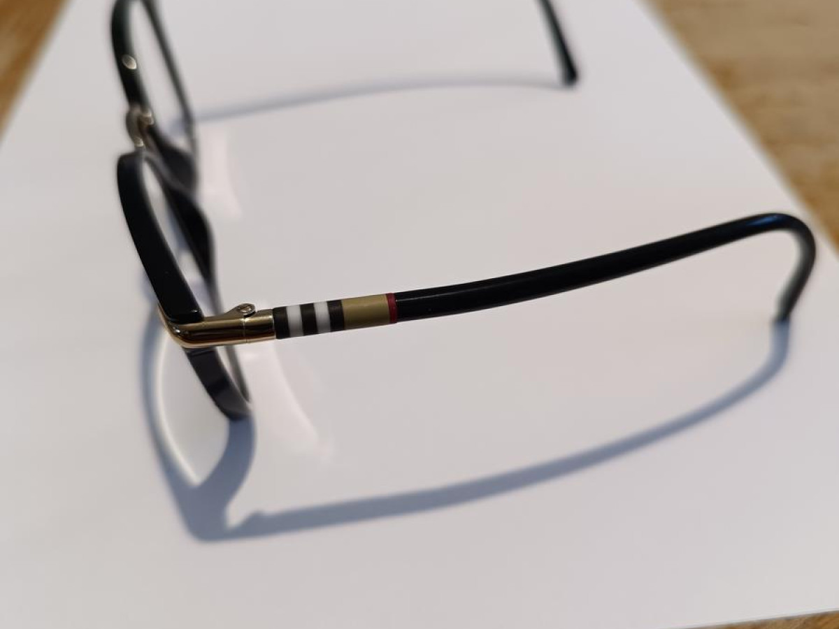 Burberry - B2269 3001