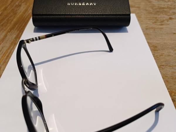 Burberry - B2269 3001