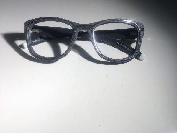 Chez COLETTE - 795 004 col CN 49*22