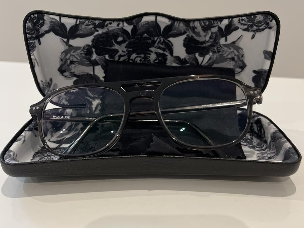 Paul & Joe - NEPALI 22