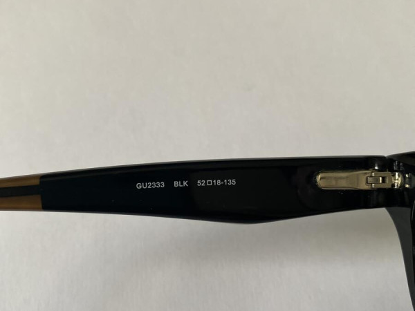 Guess GU2333