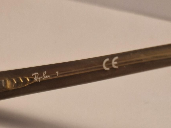 Ray-Ban- rb 5255 5075