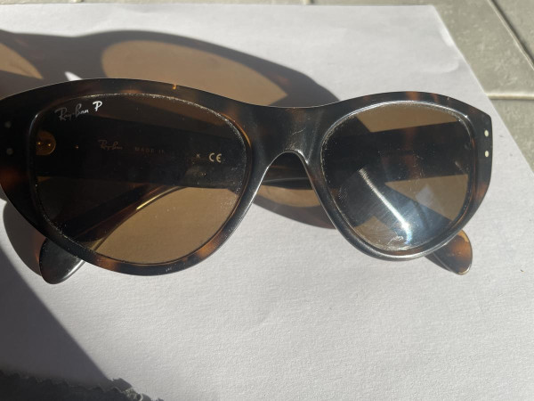 Rayban RB4152