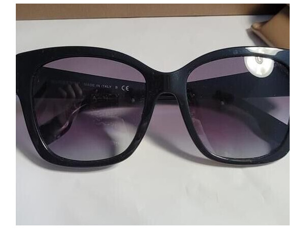 Burberry- 4345