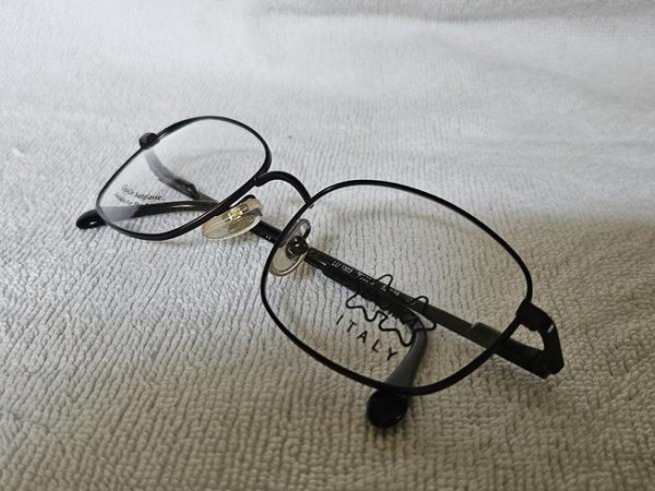 LUXOTTICA LU1303