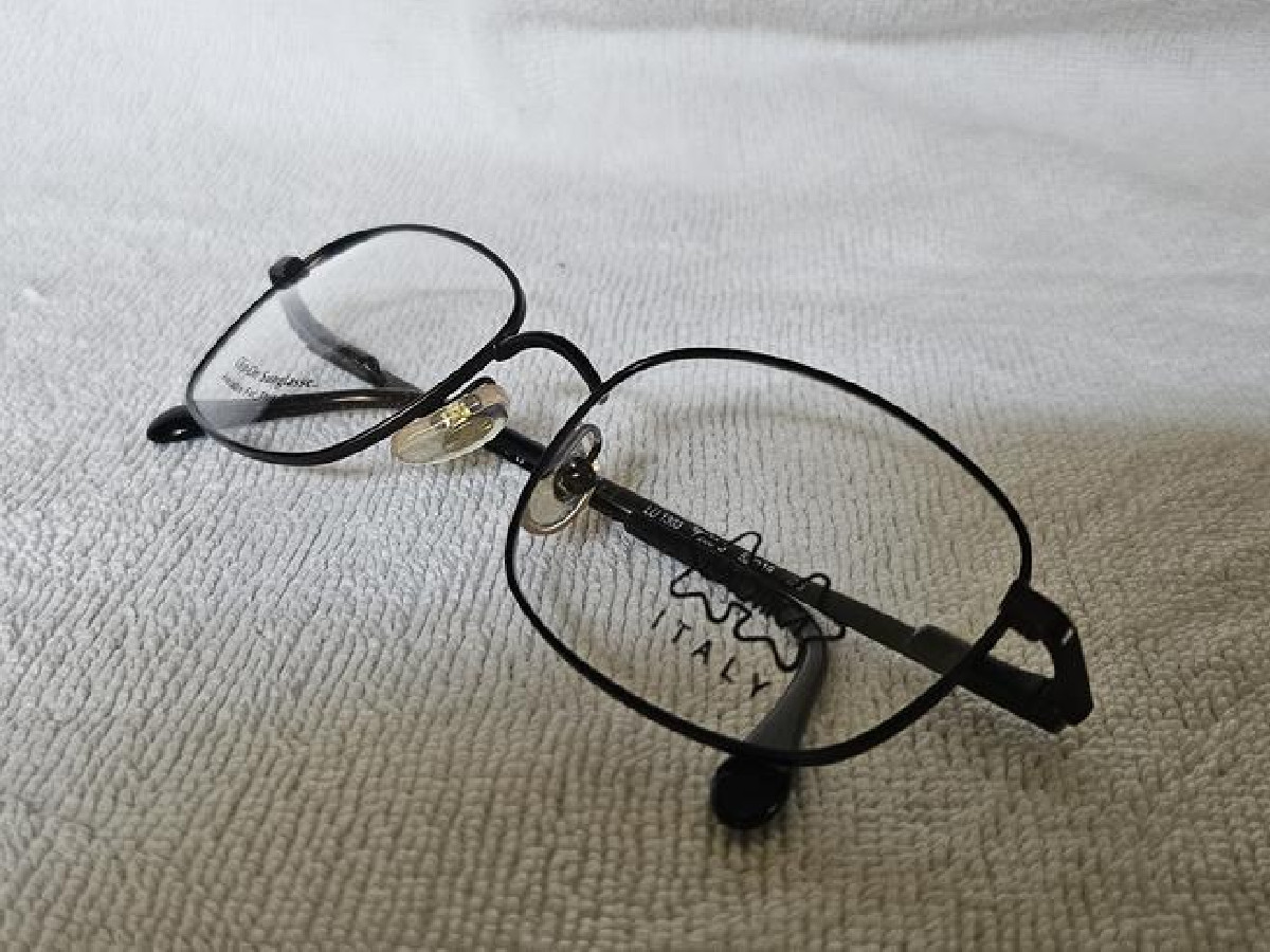 LUXOTTICA LU1303