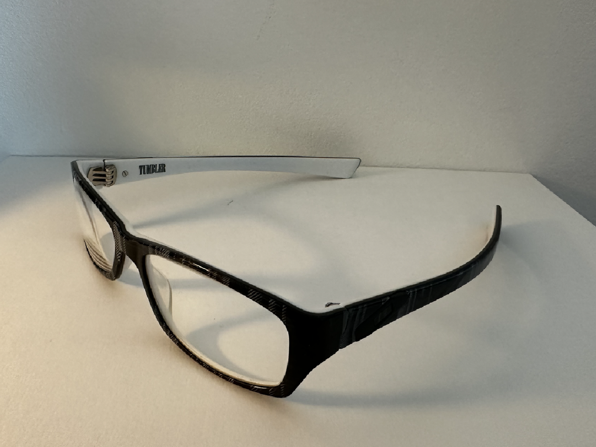 OAKLEY TUMBLER - 135 22-151