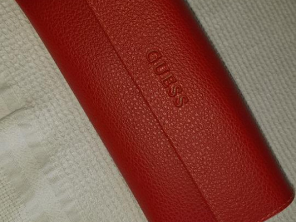 Guess 052 53 □ 16 135