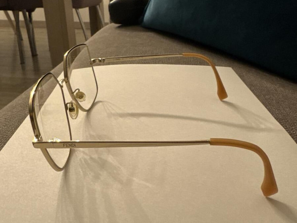 Fendi FE5009U