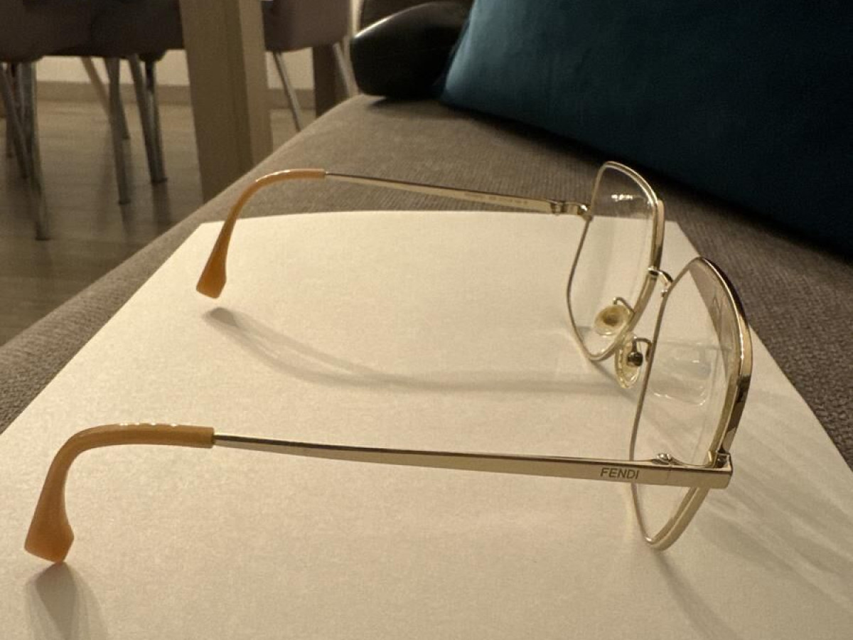 Fendi FE5009U