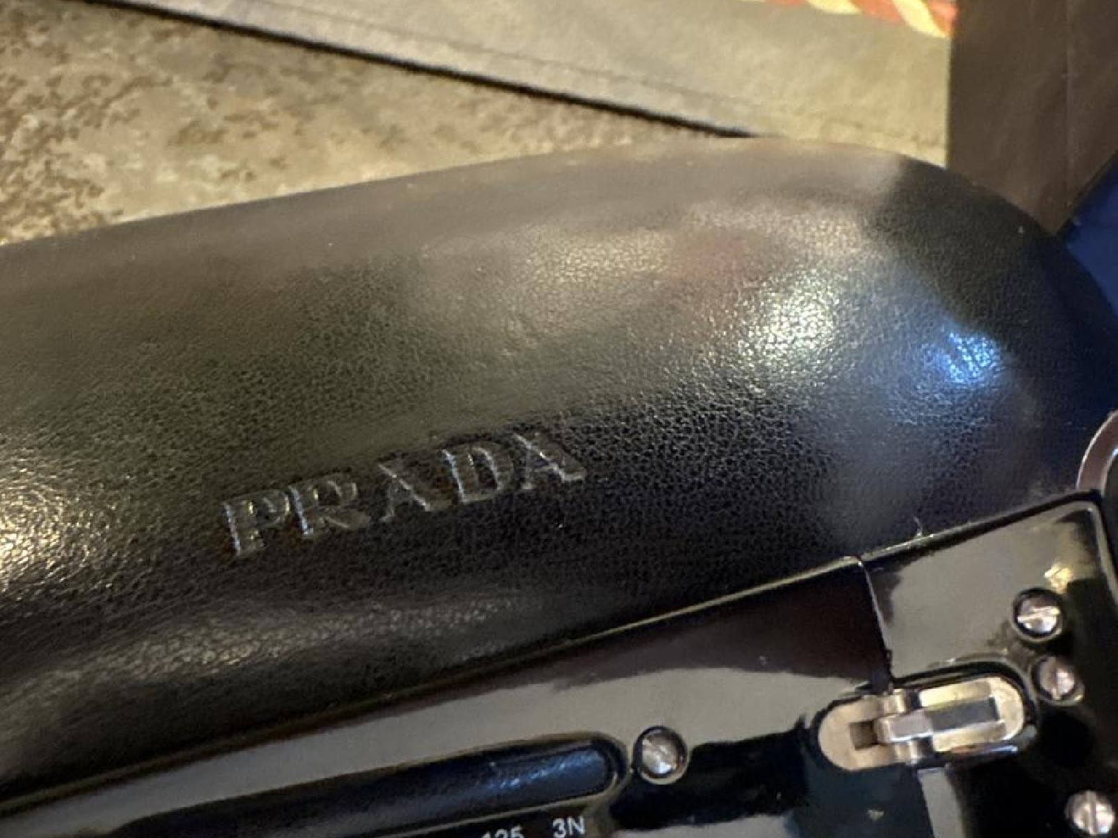 Prada spr56h