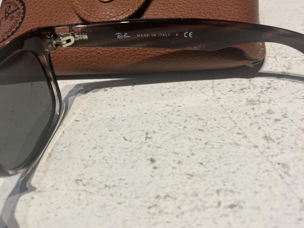 Ray-ban
