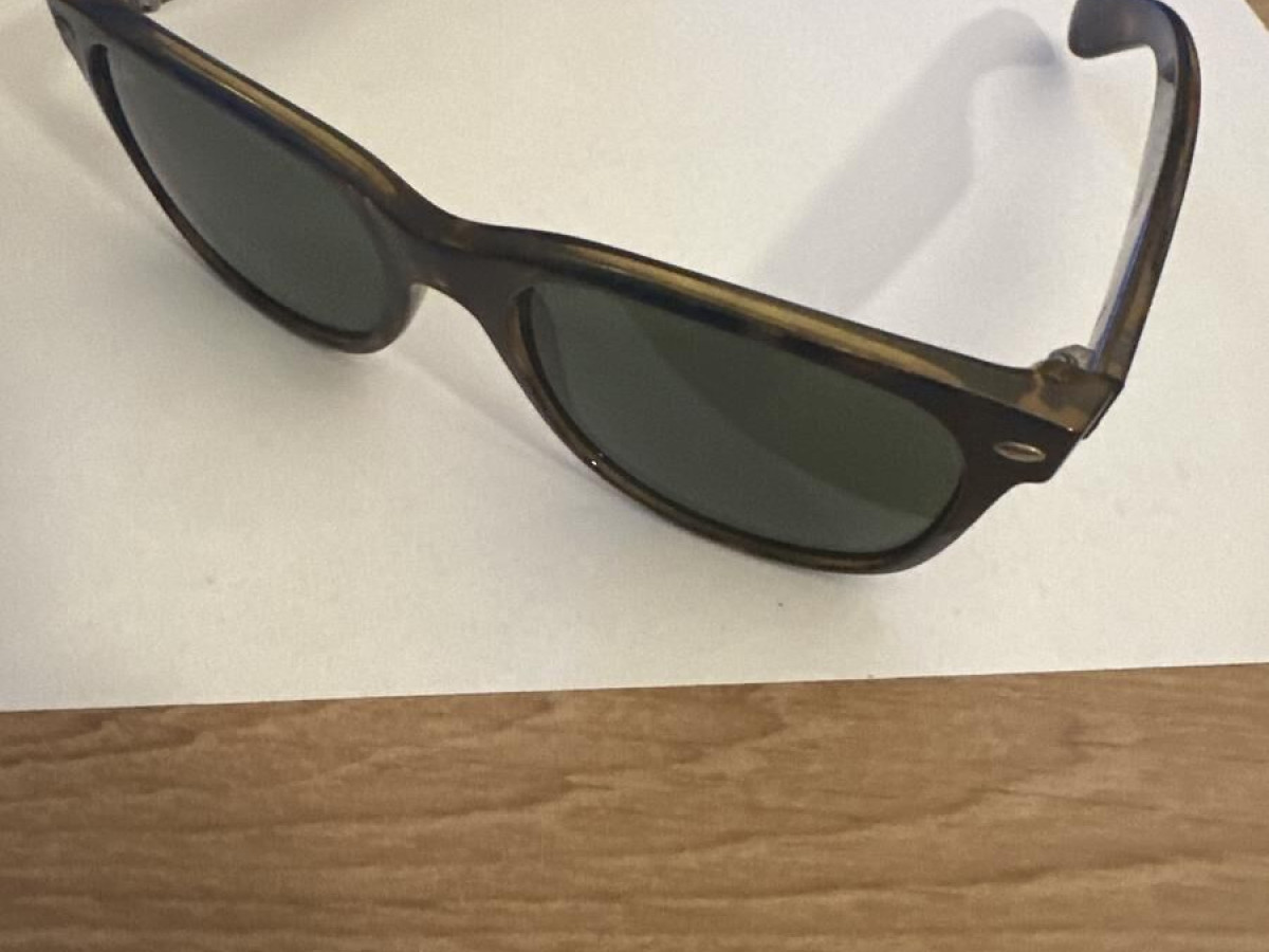 RAYBAN - RB2132