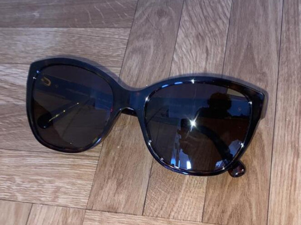 Dolce Gabbana- DG4195