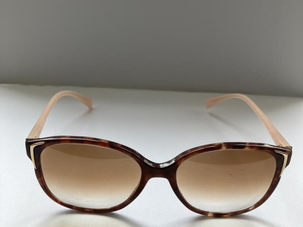 PRADA-SPR010