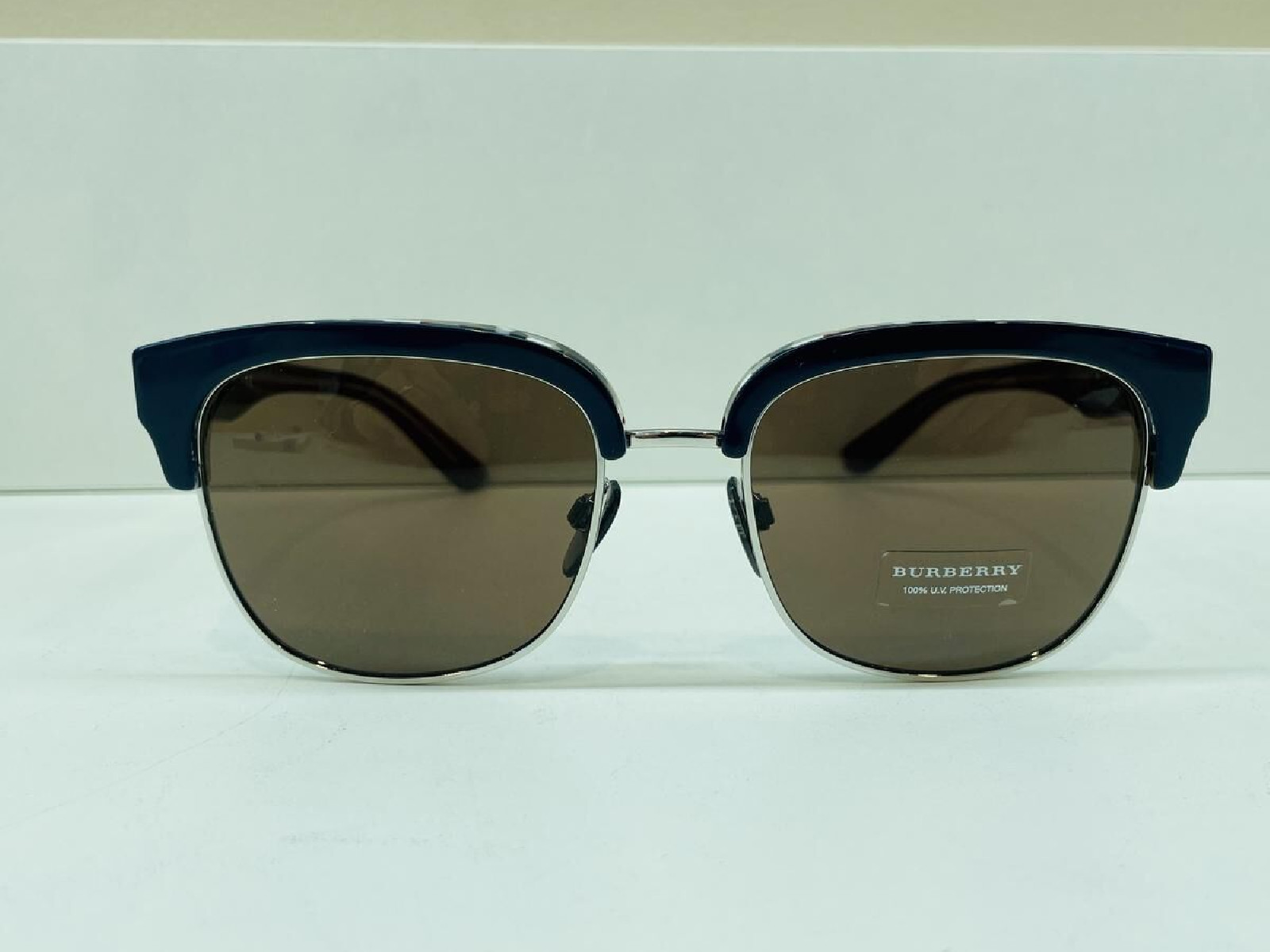 burberry be4272