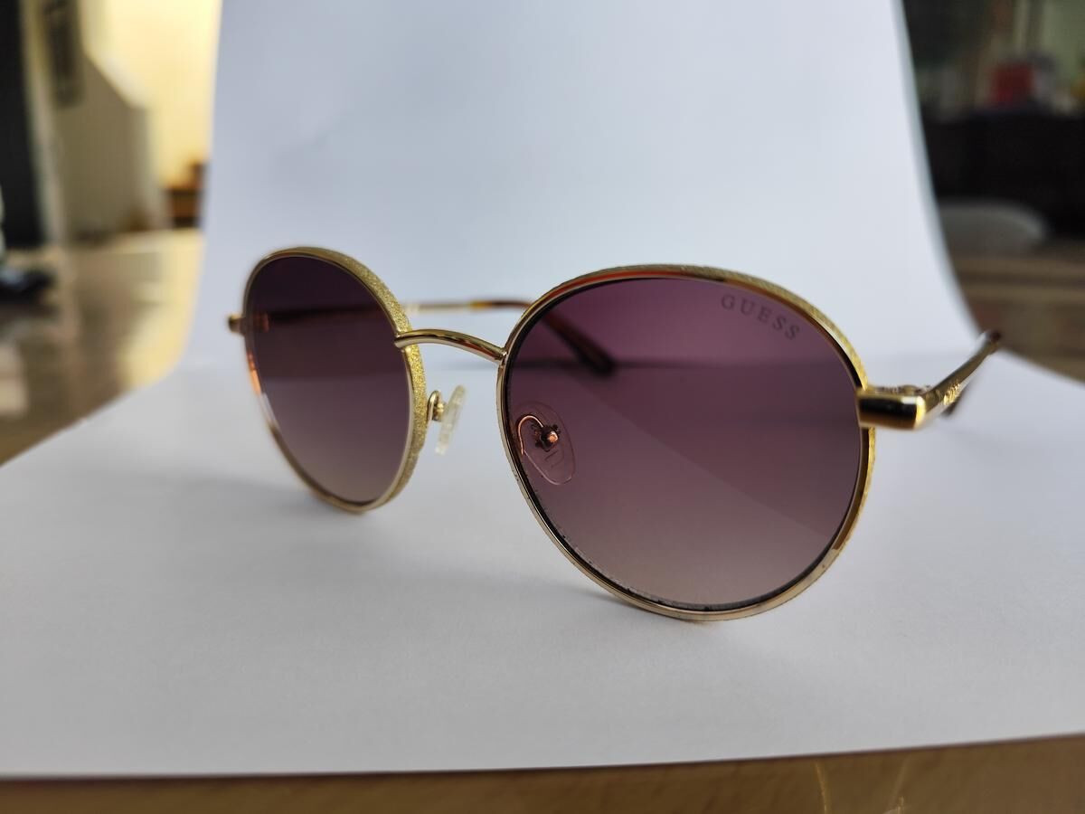 Guess - GU7556