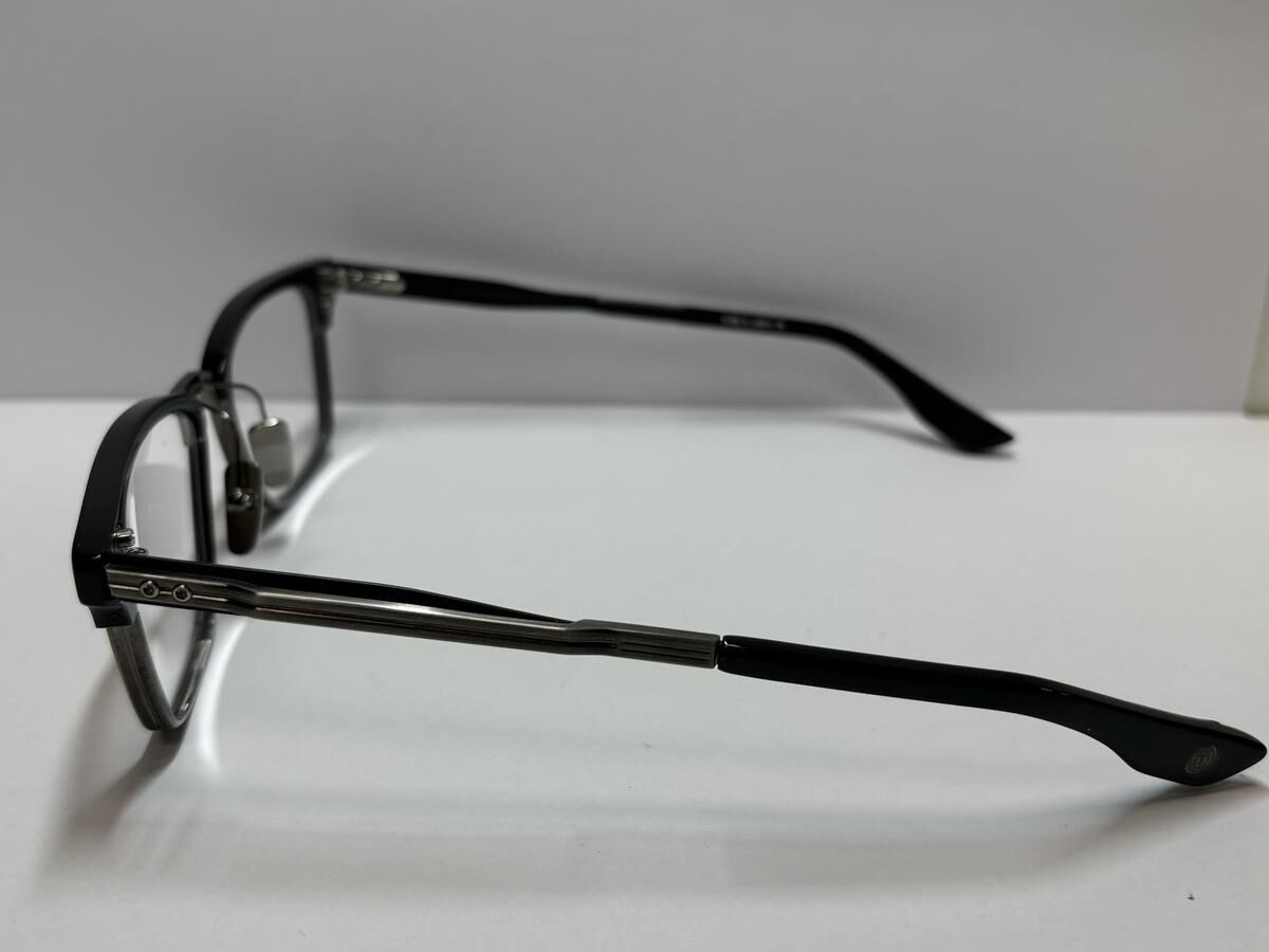 Dita - DTX132-52-01 BLK