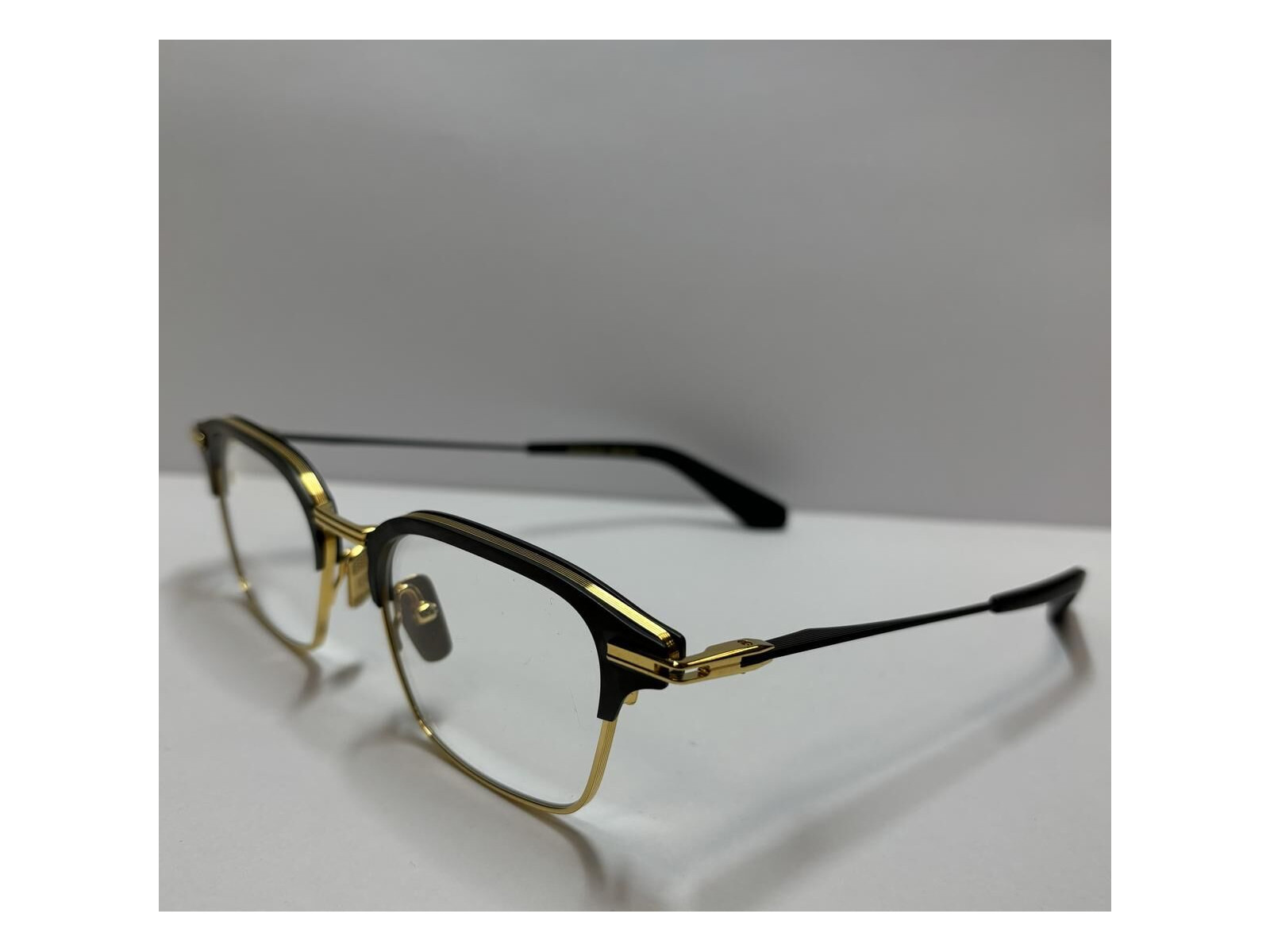 Dita - DTX142-A-01 BLK/GLD