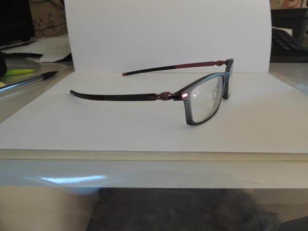 OAKLEY 8050