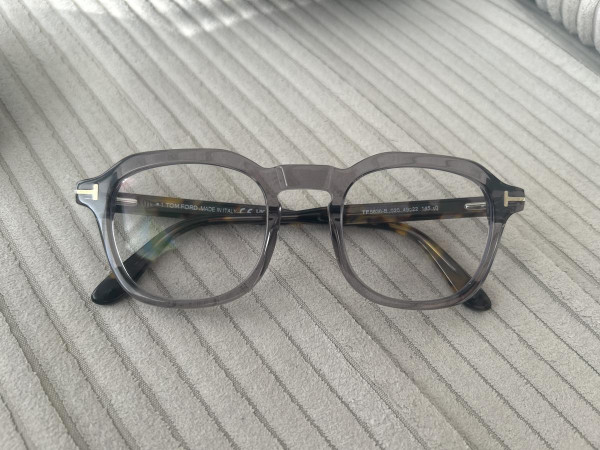 TOM FORD - TF5836B