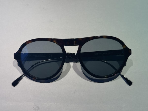 TOD'S - TO221