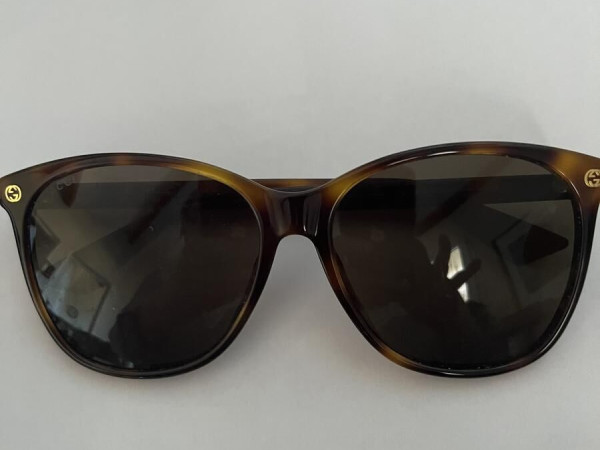 Gucci-UD207BJ17Q