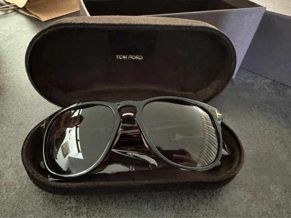 TOM FORD / トムフォード Franklin TF346-01V