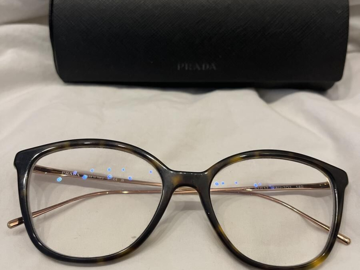 Prada - VPR1120