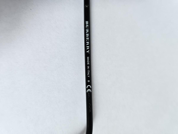 Burberry - B2128 3001 5216 140