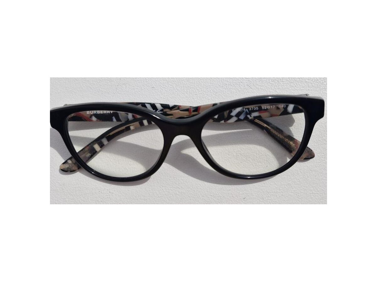 Burberry - B2278 3735