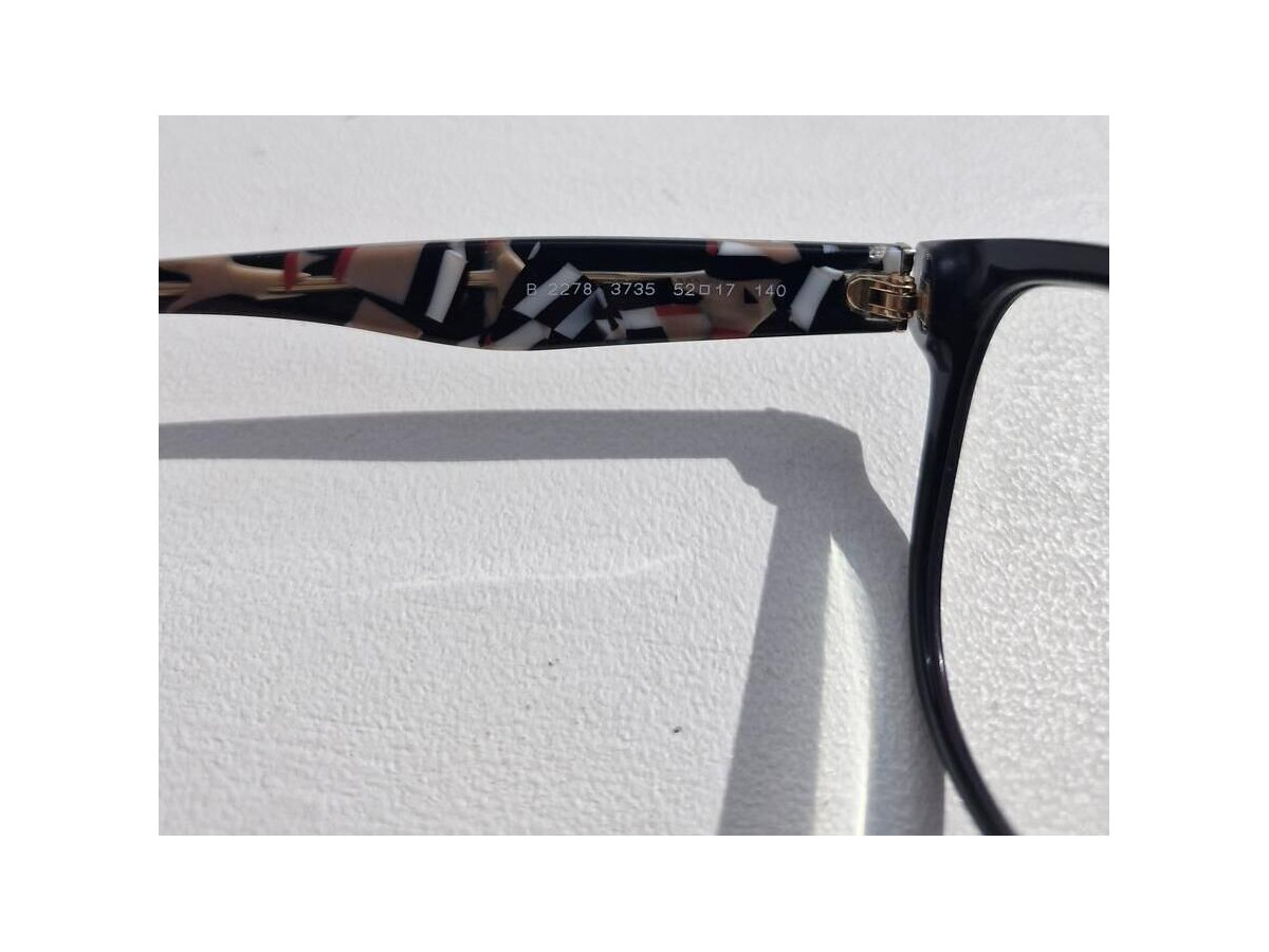 Burberry - B2278 3735