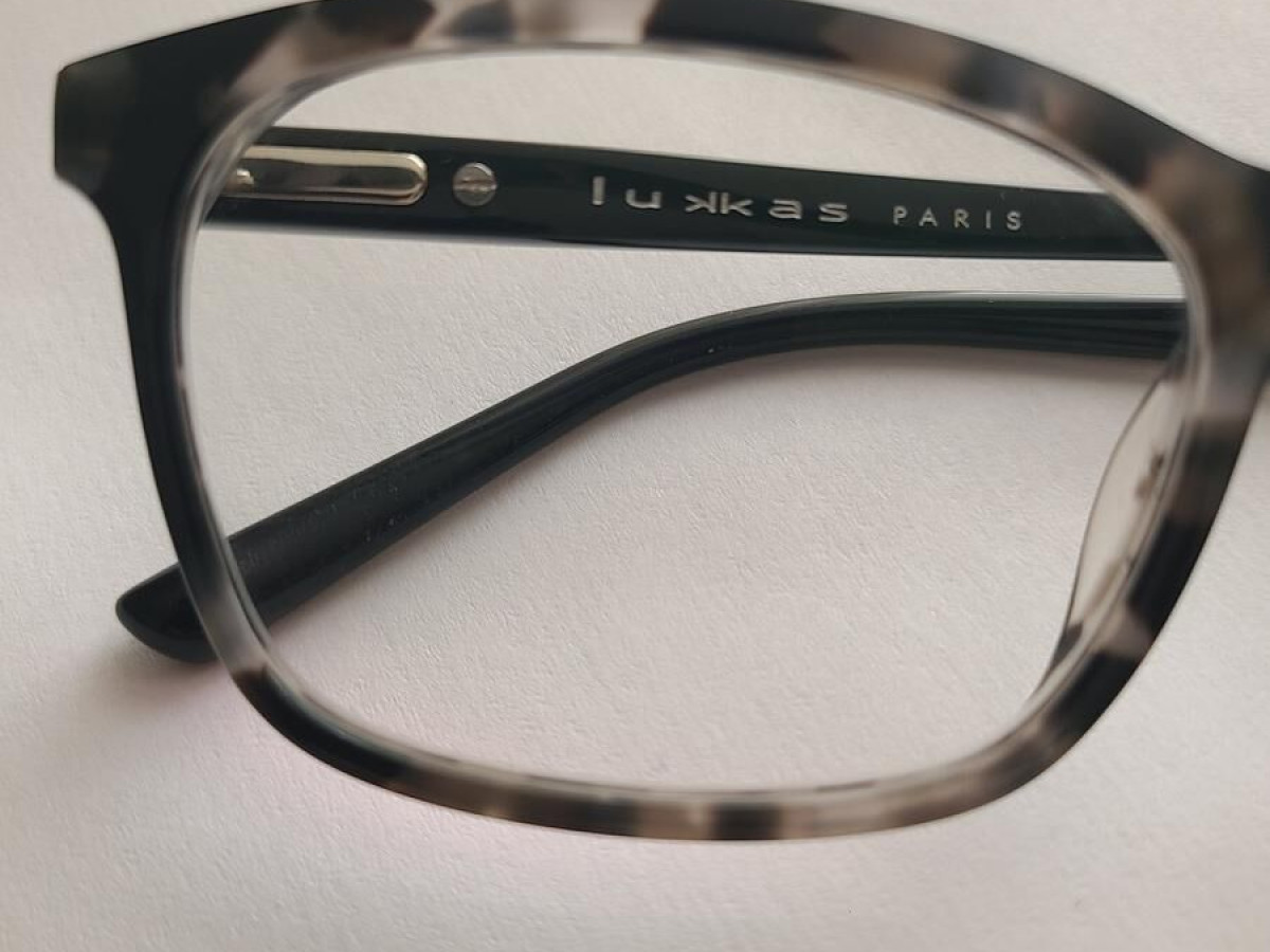 lukkas- LU1703