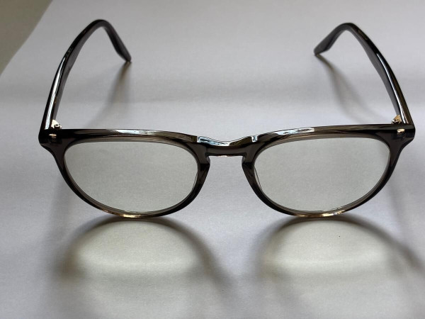 OLIVER PEOPLES
