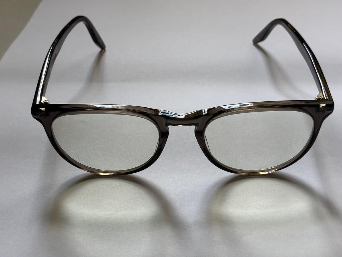 OLIVER PEOPLES