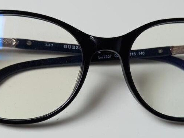 Guess GU2657 005