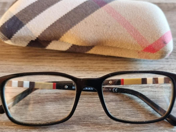 Burberry - B2199