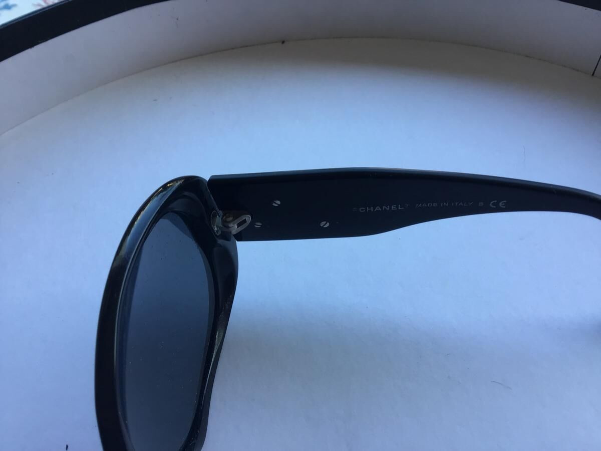 Chanel - 501 87 Camelia blanc