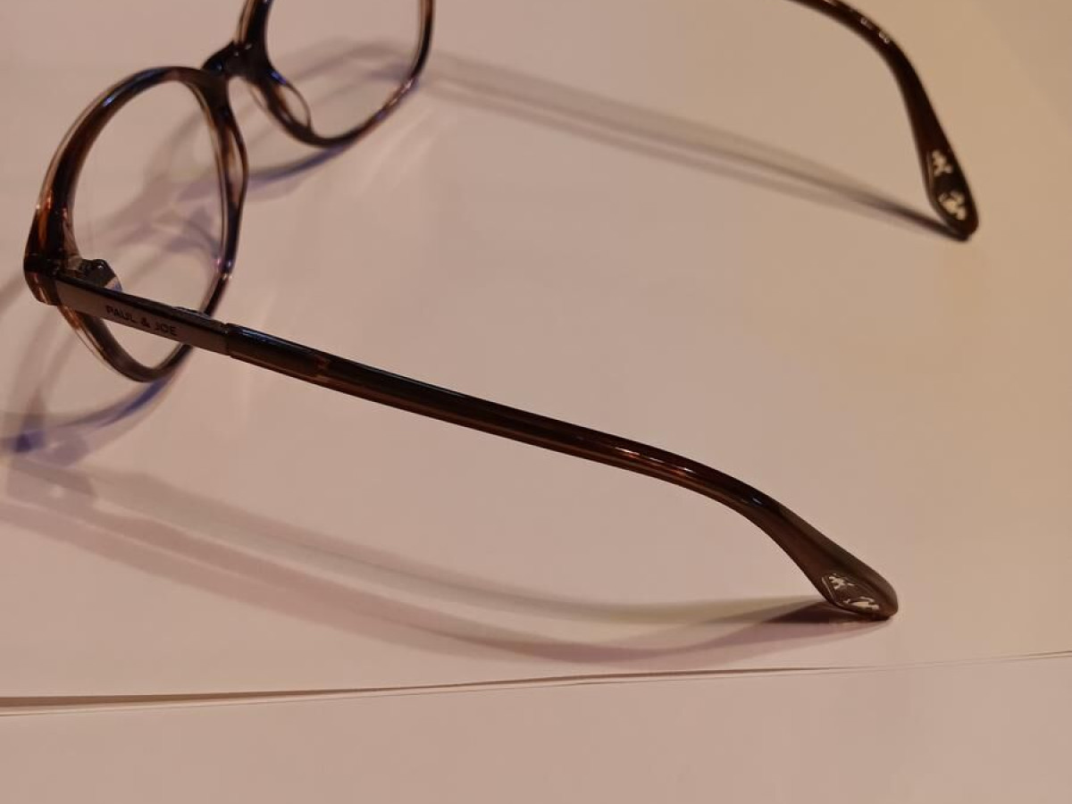 PAUL & JOE - LAGON 01. E260