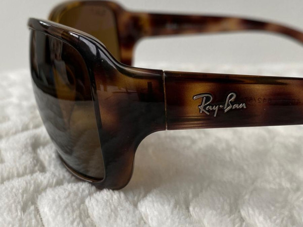 RAYBAN - RB4068